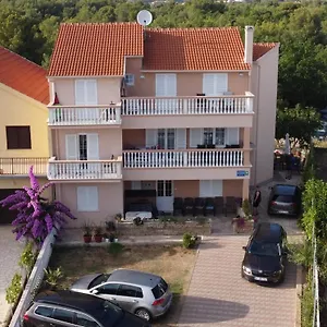 navštívit hotel