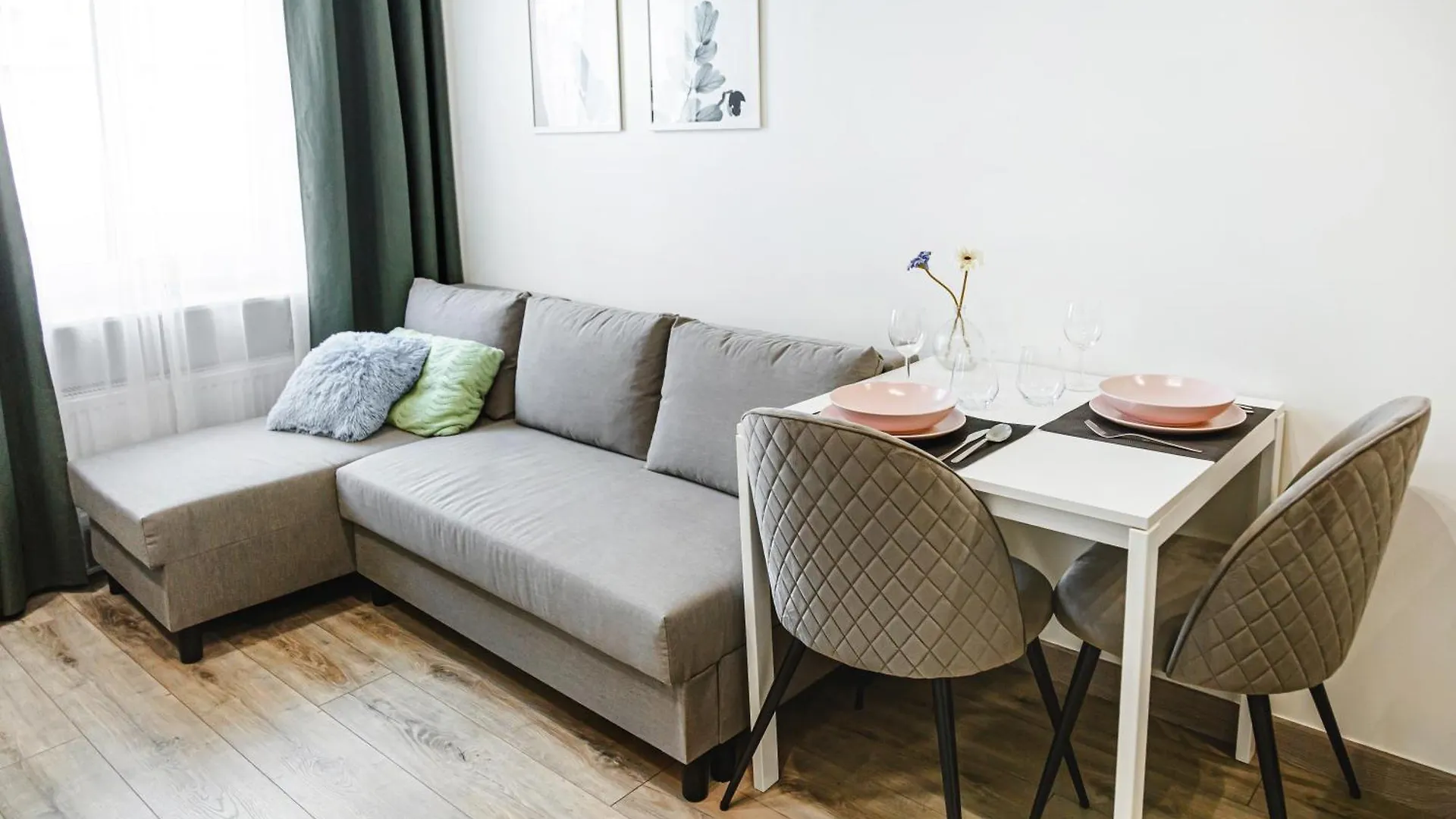 Wyjatkowe Apartamenty W Centrum Wroclaw