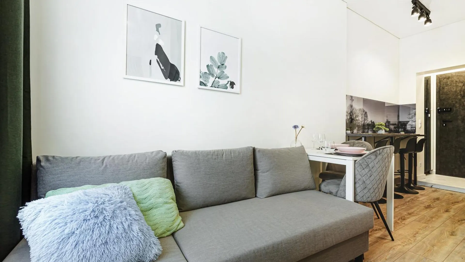 Wyjatkowe Apartamenty W Centrum Wroclaw 0*,